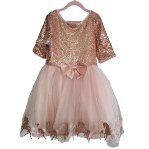 Zunie, Rose gold dress